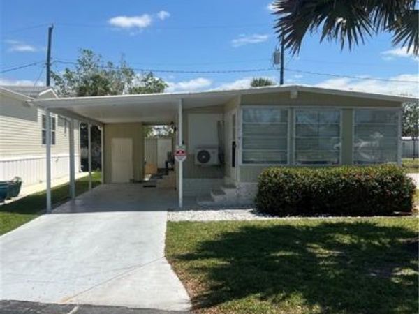 777 Walkerbilt RD , Unit 9, NAPLES, FL 34110