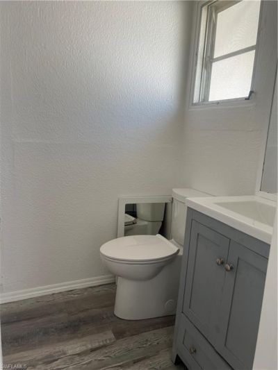 777 Walkerbilt Rd, Unit 9, Naples, FL 34110 Photo