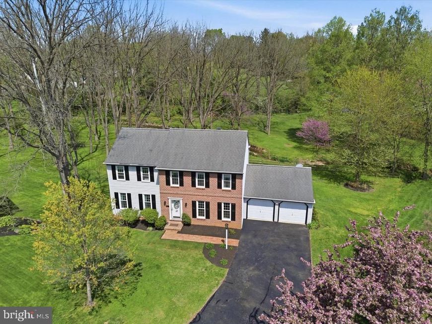 413 Glenbrook Court, Lancaster, PA 17603 Main Photo