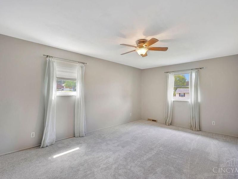 2416 Madonna Drive, Green Township, OH 45238 Photo 21