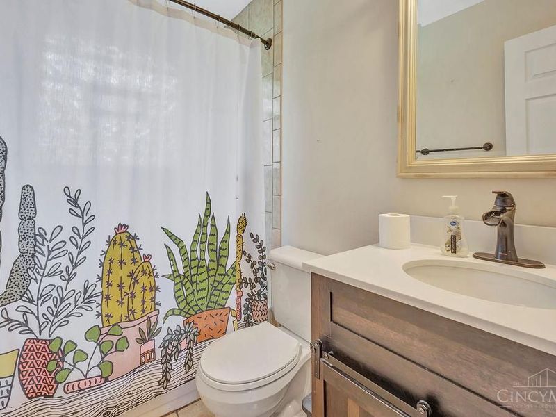 2416 Madonna Drive, Green Township, OH 45238 Photo 25