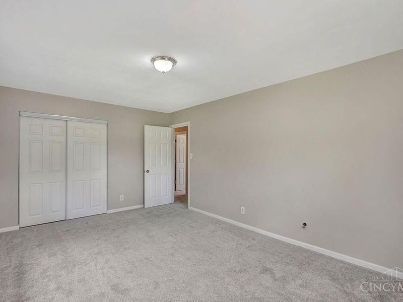 2416 Madonna Drive, Green Township, OH 45238 Photo 29