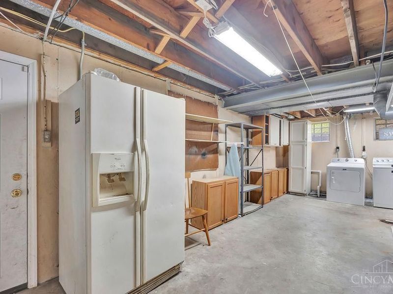 2416 Madonna Drive, Green Township, OH 45238 Photo 33