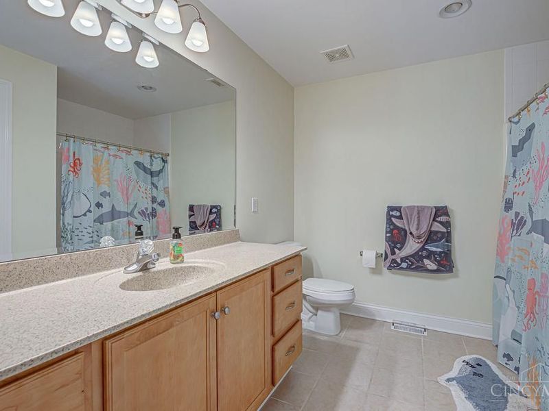 3310 Fox Run Drive, Hamilton, OH 45013 Photo 29