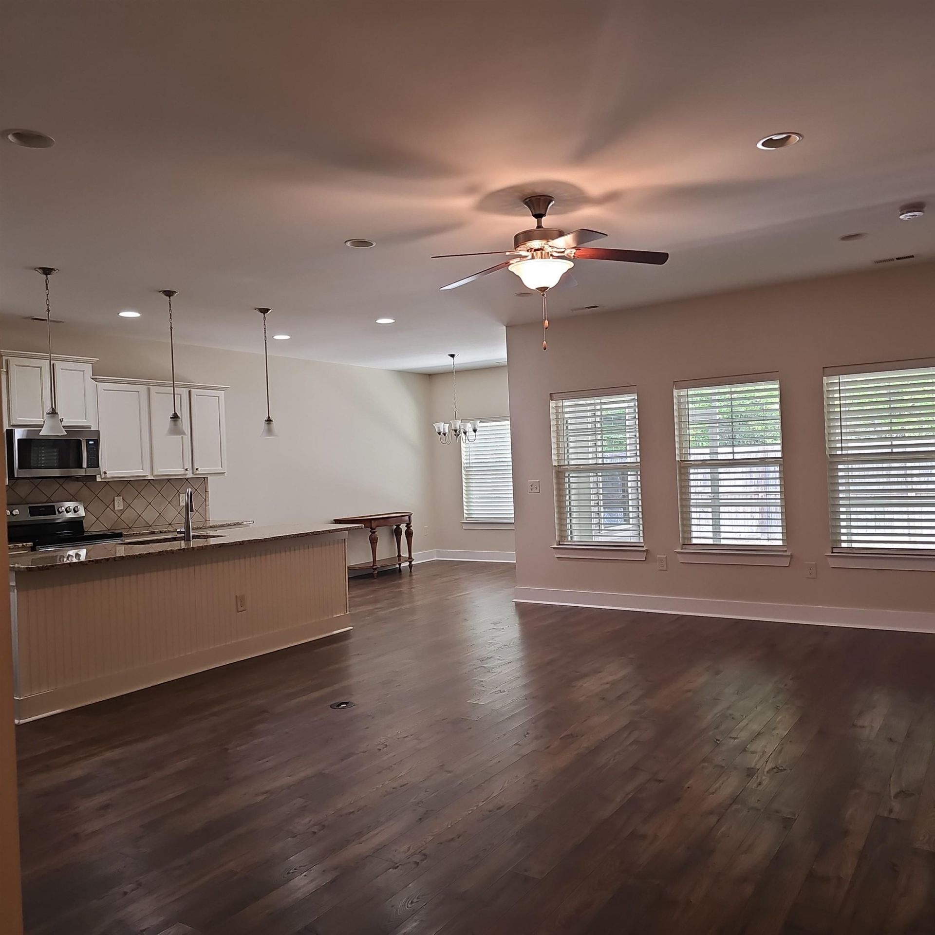 440 Shaftsbury Ln. Photo 10