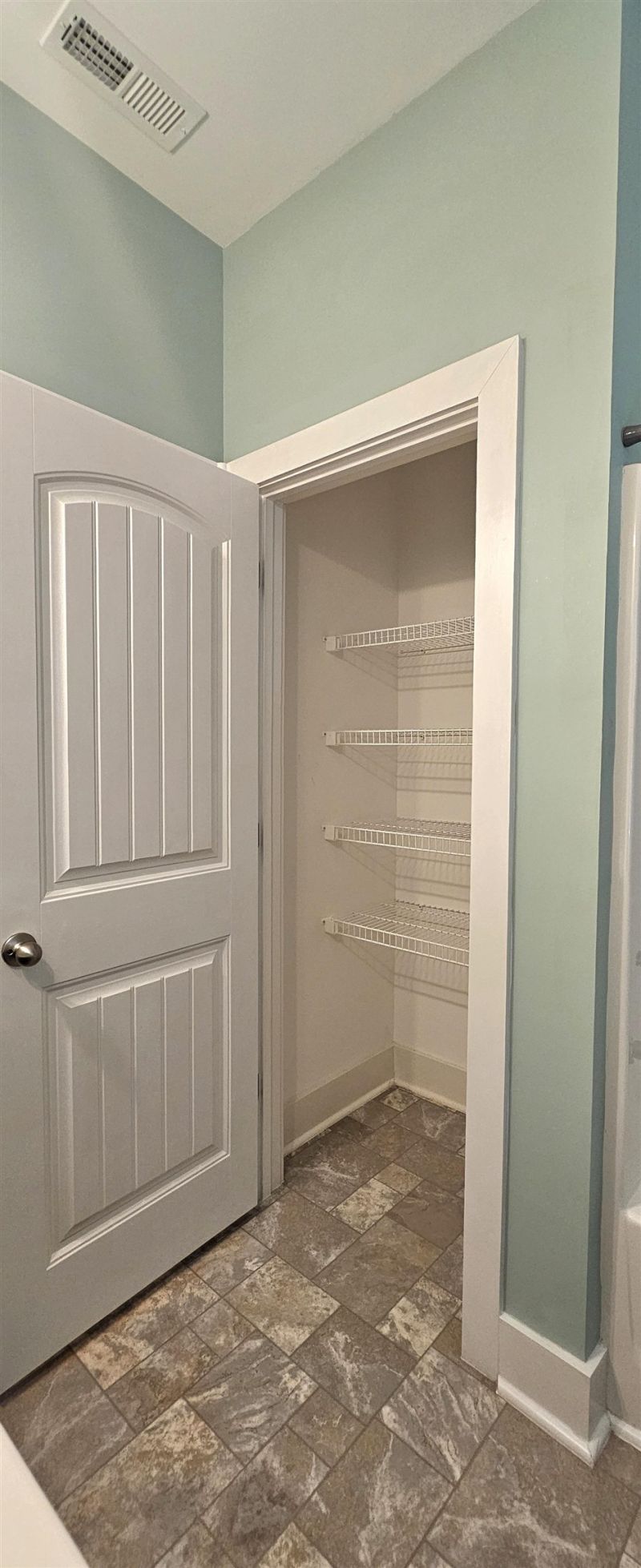 440 Shaftsbury Ln. Photo 22