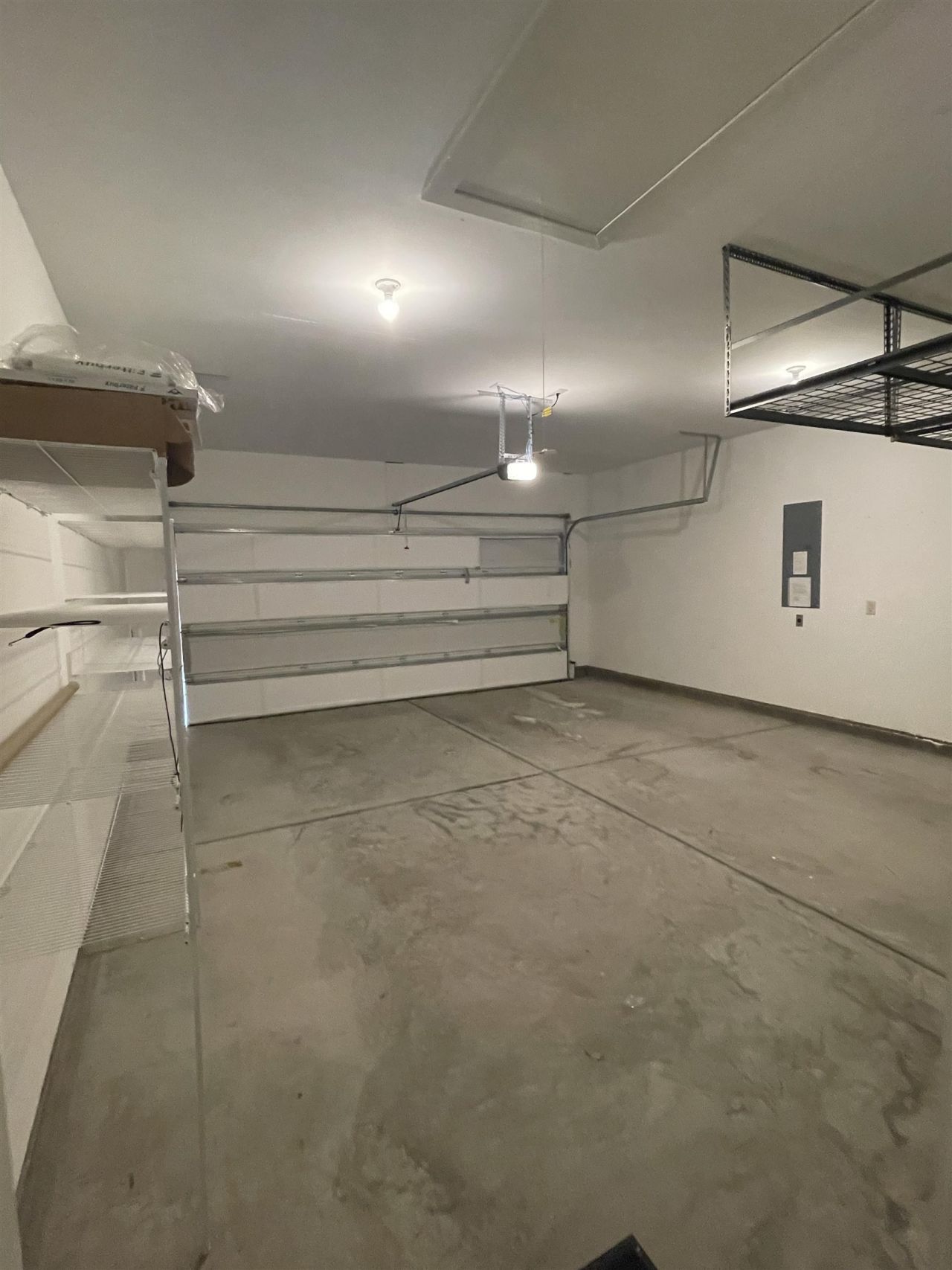 440 Shaftsbury Ln. Photo 4