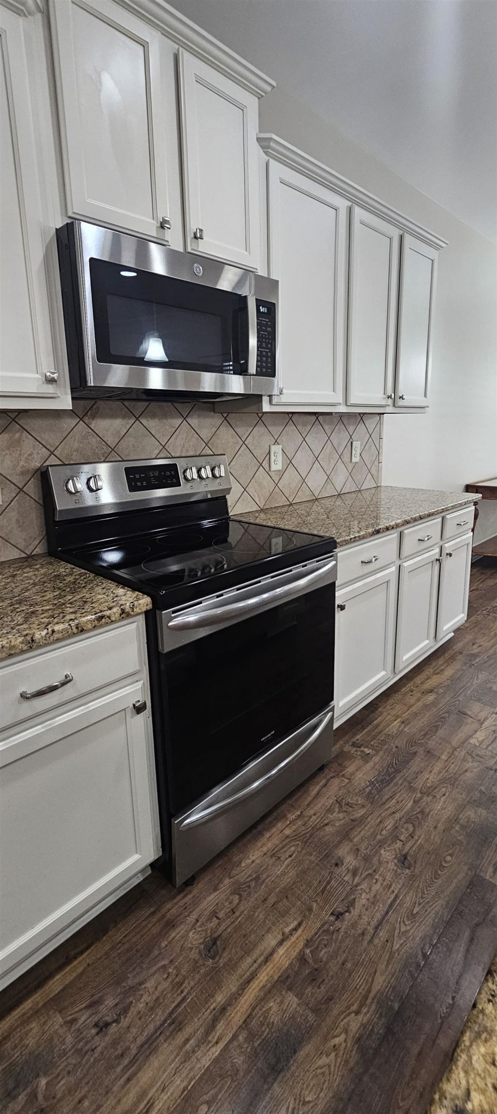 440 Shaftsbury Ln. Photo 8