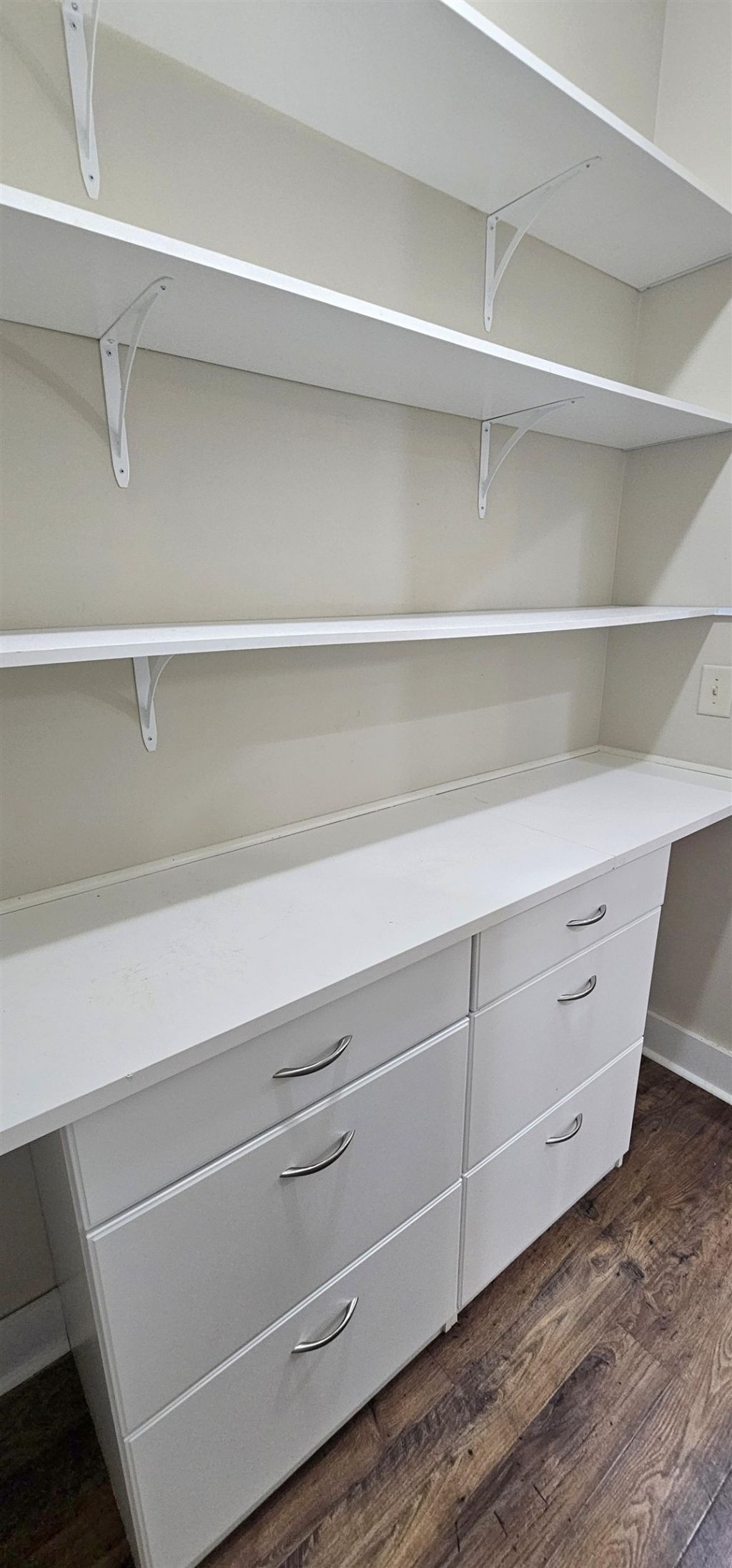 440 Shaftsbury Ln. Photo 9