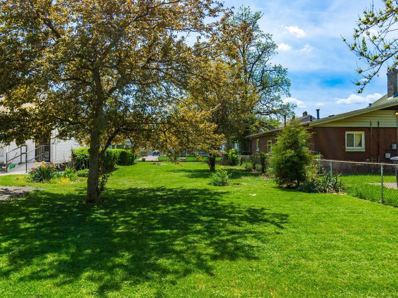 1356 E Eighteenth Avenue, Columbus, OH 43211 Photo 2