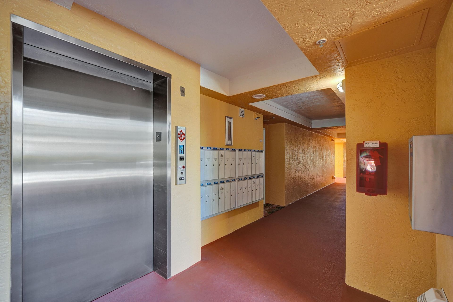 1450 SE 3rd Avenue, Unit 305, Dania Beach, FL 33004 Photo