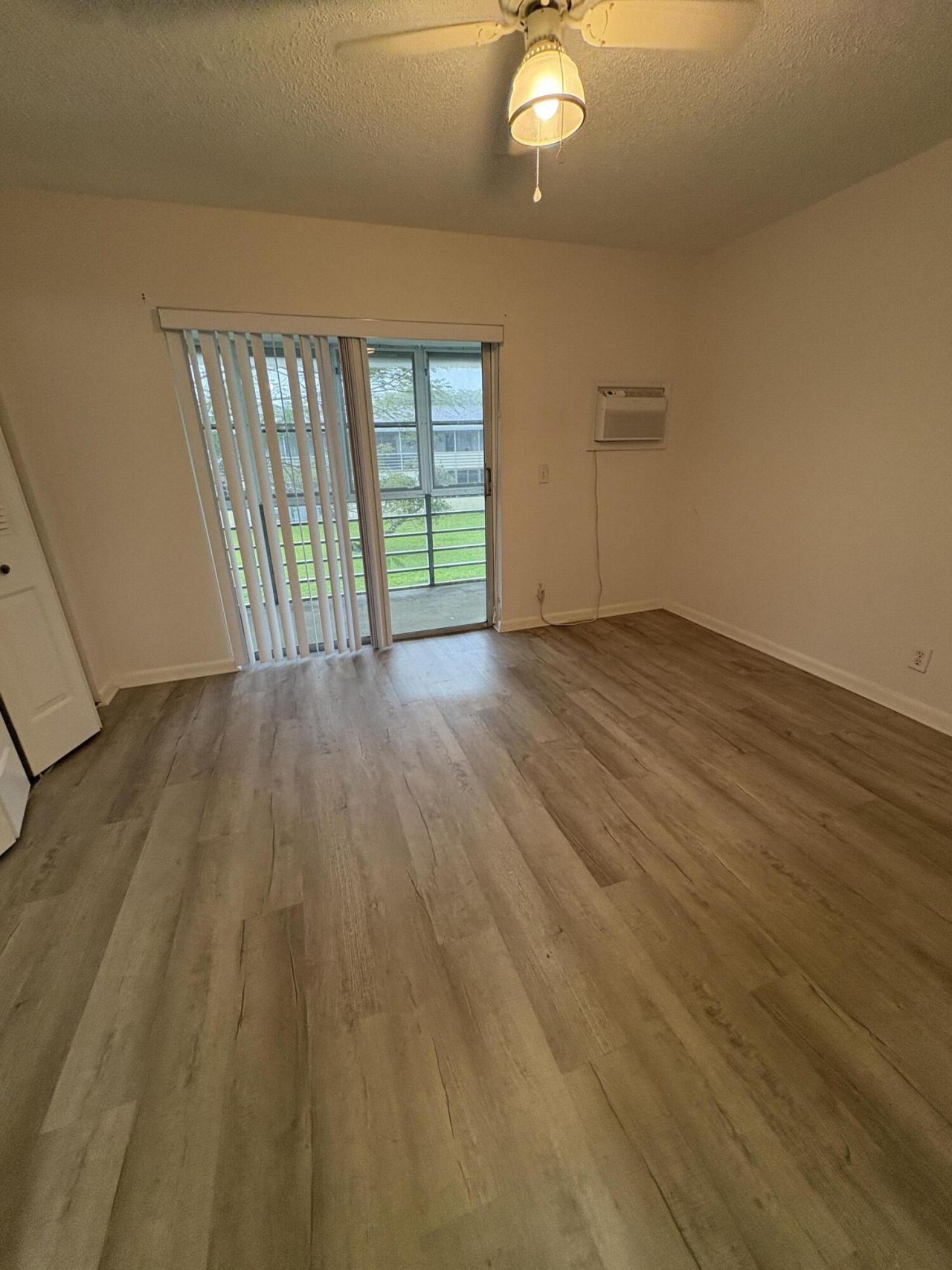 151 Canterbury, West Palm Beach, FL 33417 Photo