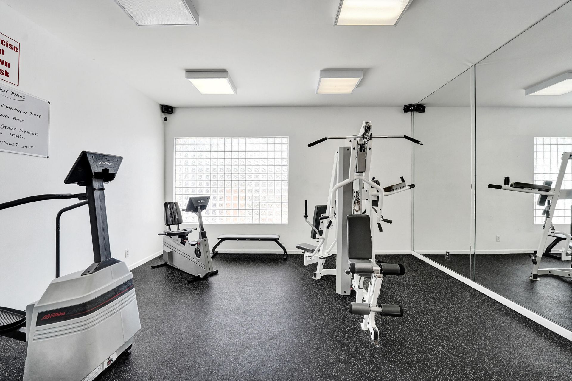 1450 SE 3rd Avenue, Unit 305, Dania Beach, FL 33004 Photo