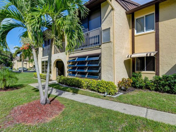 334 Pine Ridge Circle, Unit B-1, Greenacres, FL 33463