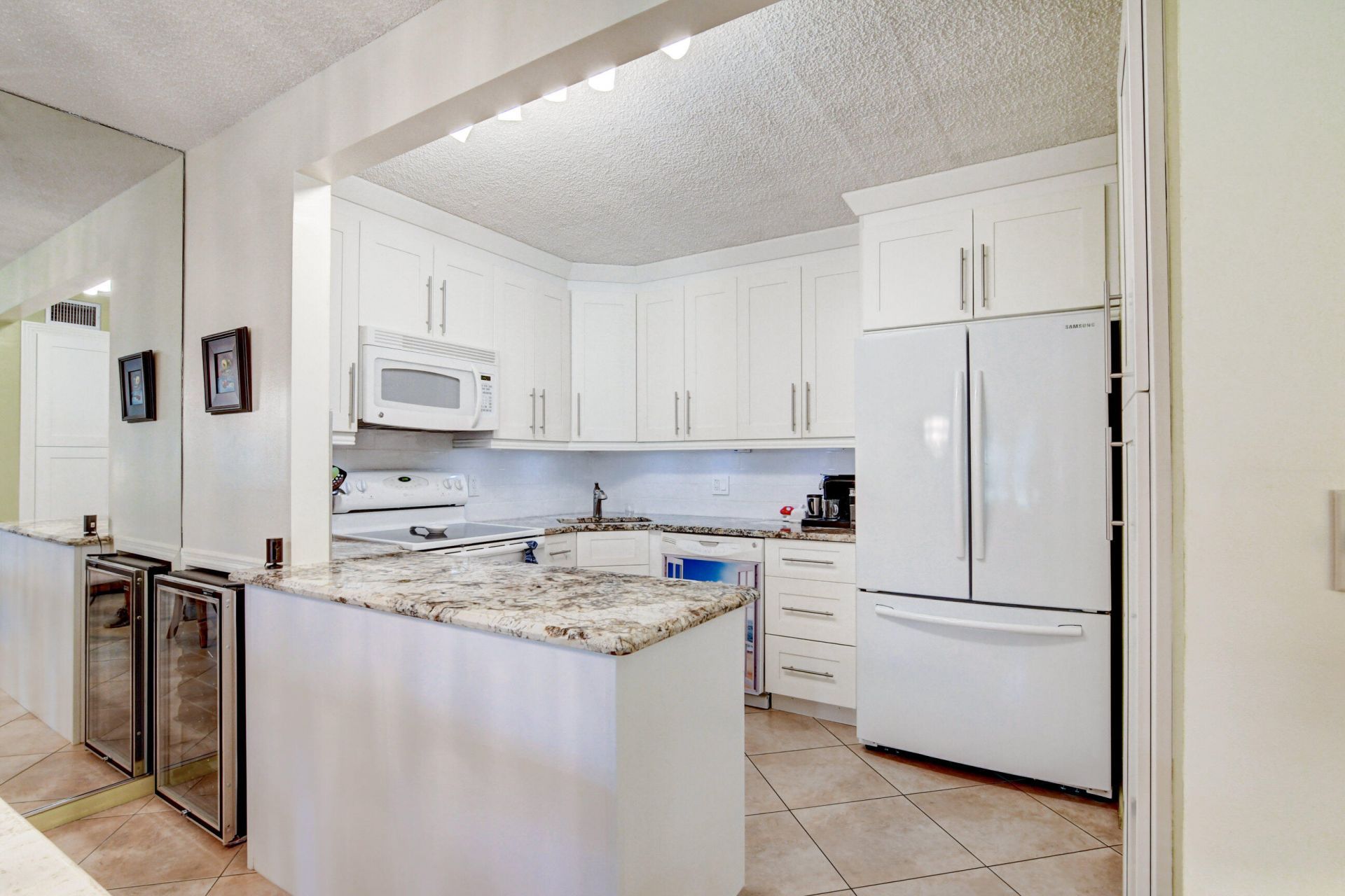 334 Pine Ridge Circle, Unit B-1, Greenacres, FL 33463 Photo