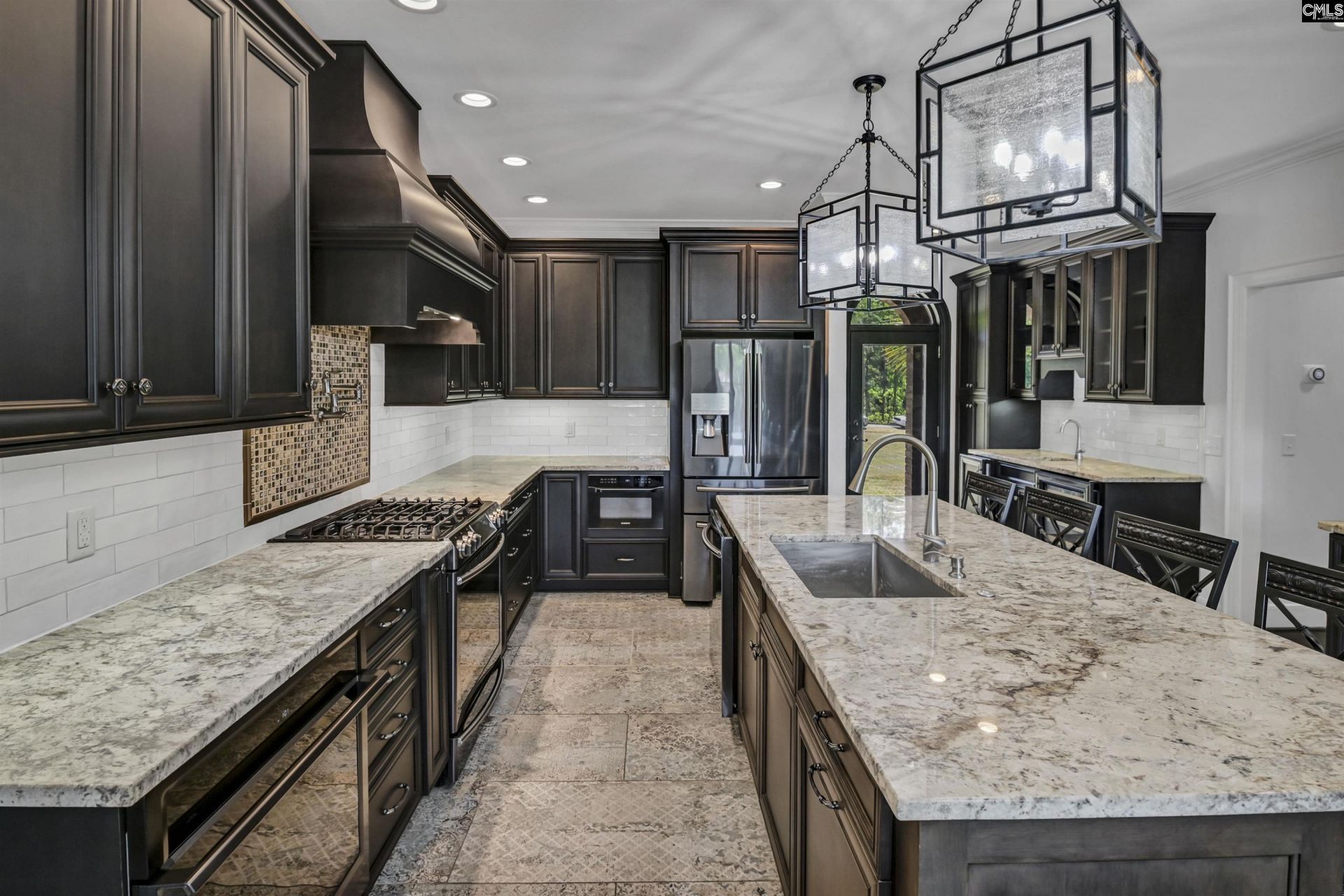 140 Woodbridge Drive  Photo 14