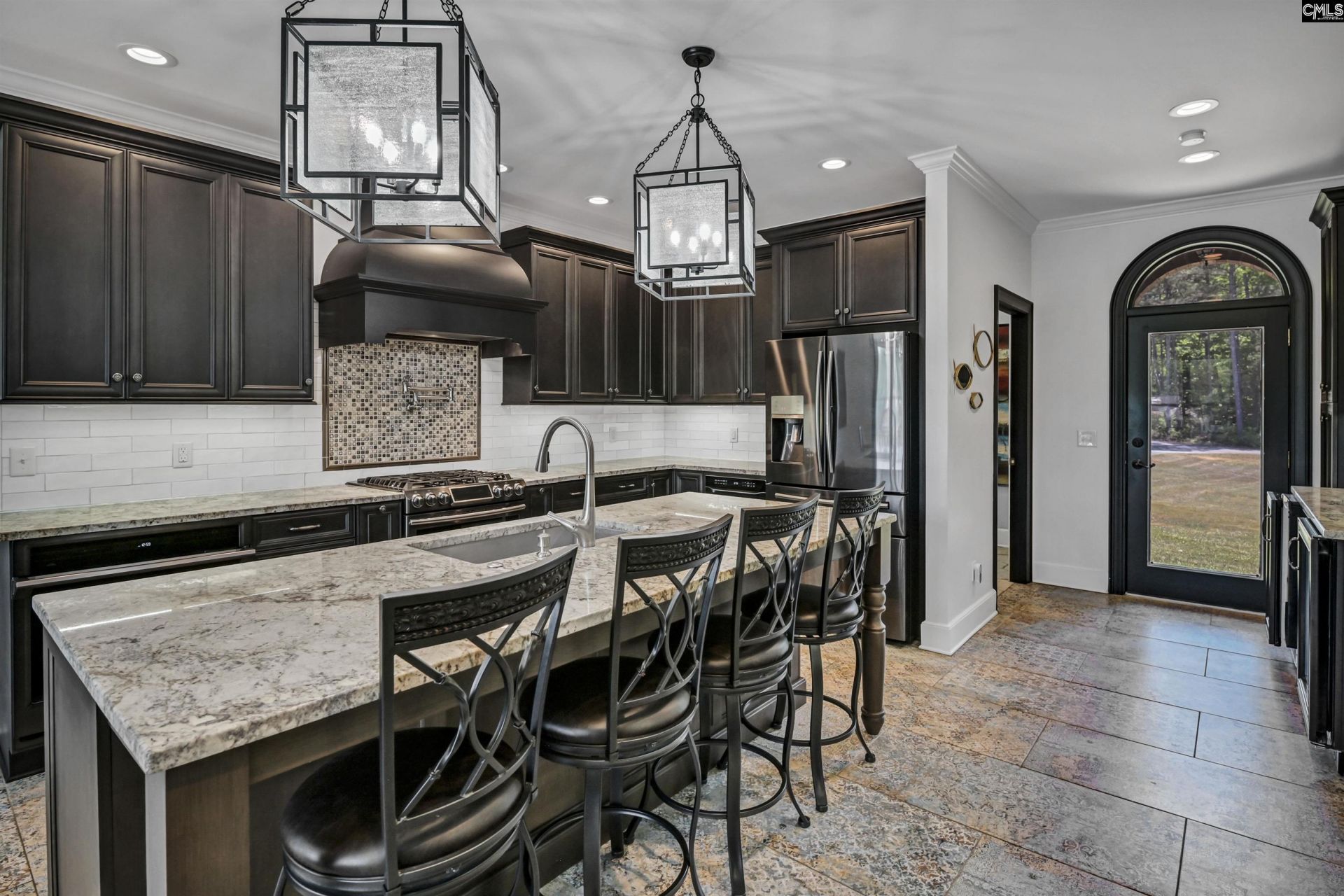 140 Woodbridge Drive  Photo 15