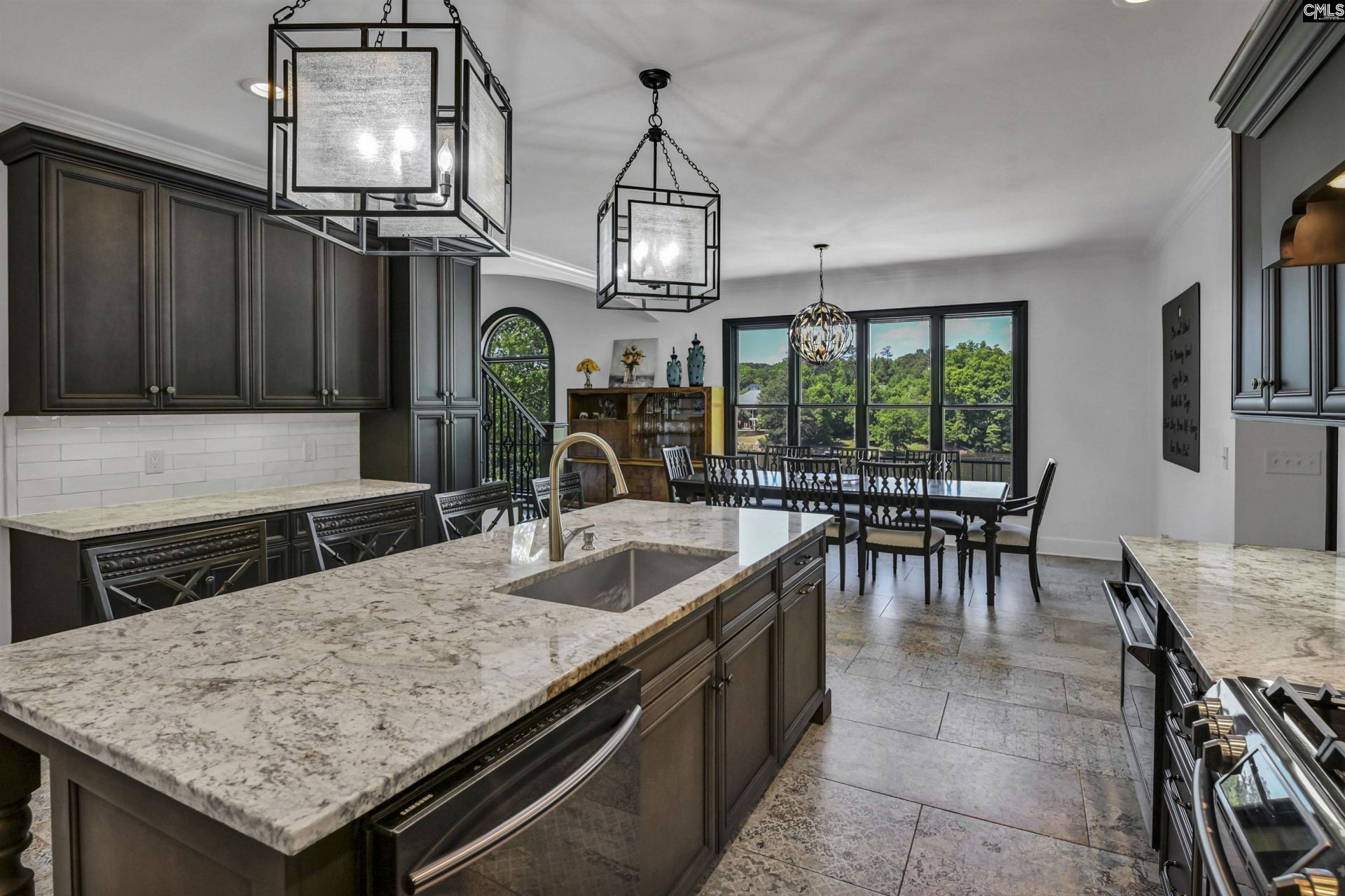 140 Woodbridge Drive  Photo 16