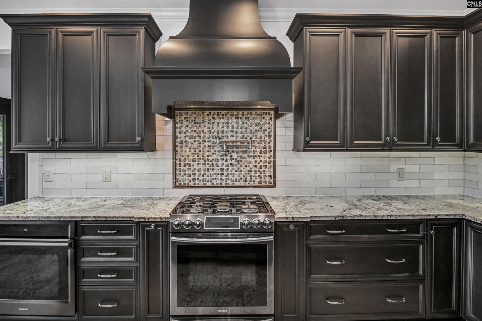 140 Woodbridge Drive  Photo 17