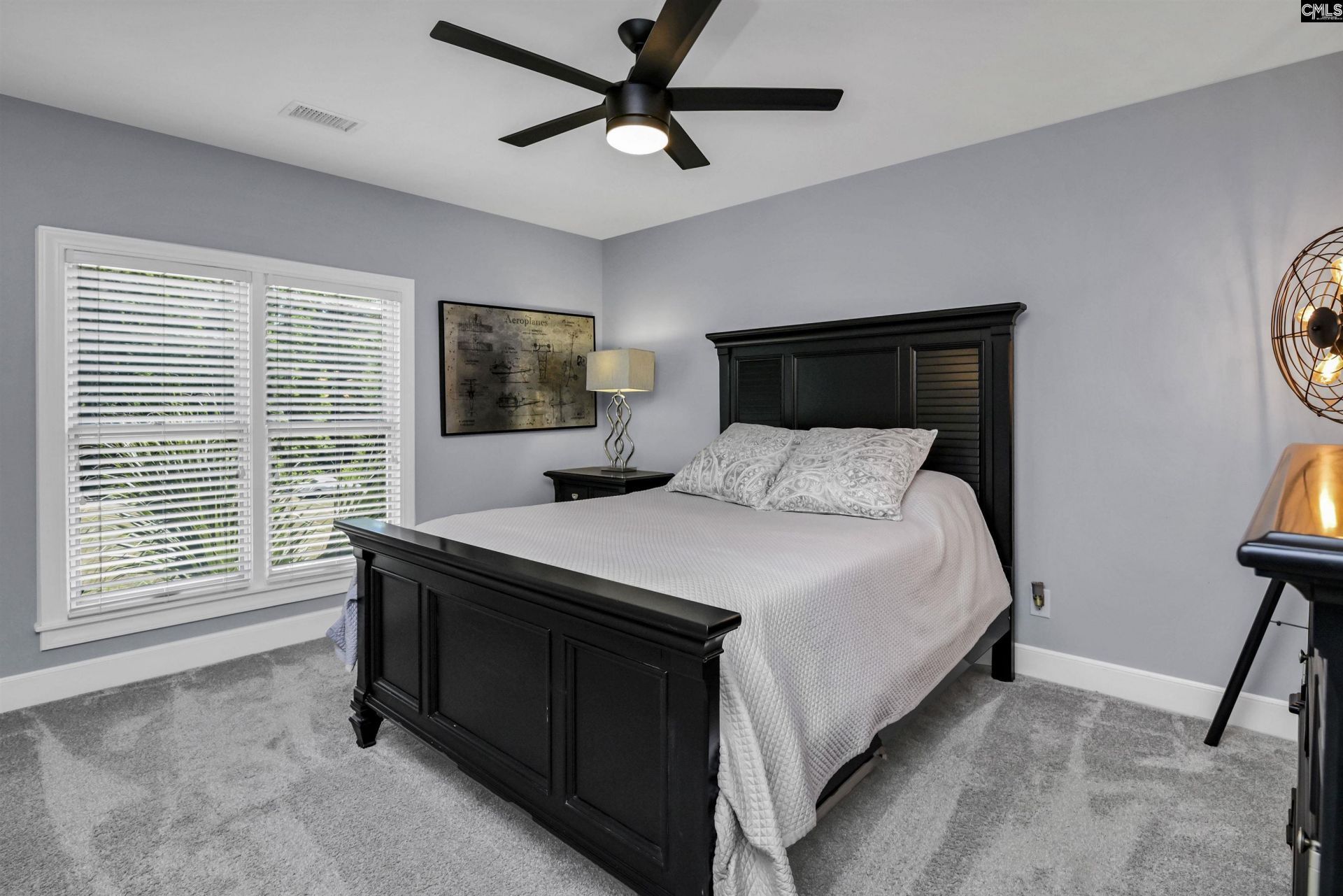 140 Woodbridge Drive  Photo 33