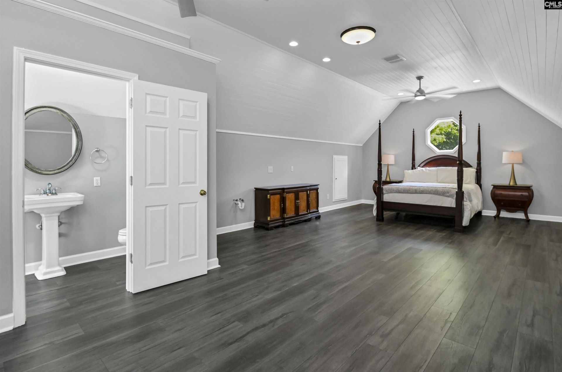 140 Woodbridge Drive  Photo 52