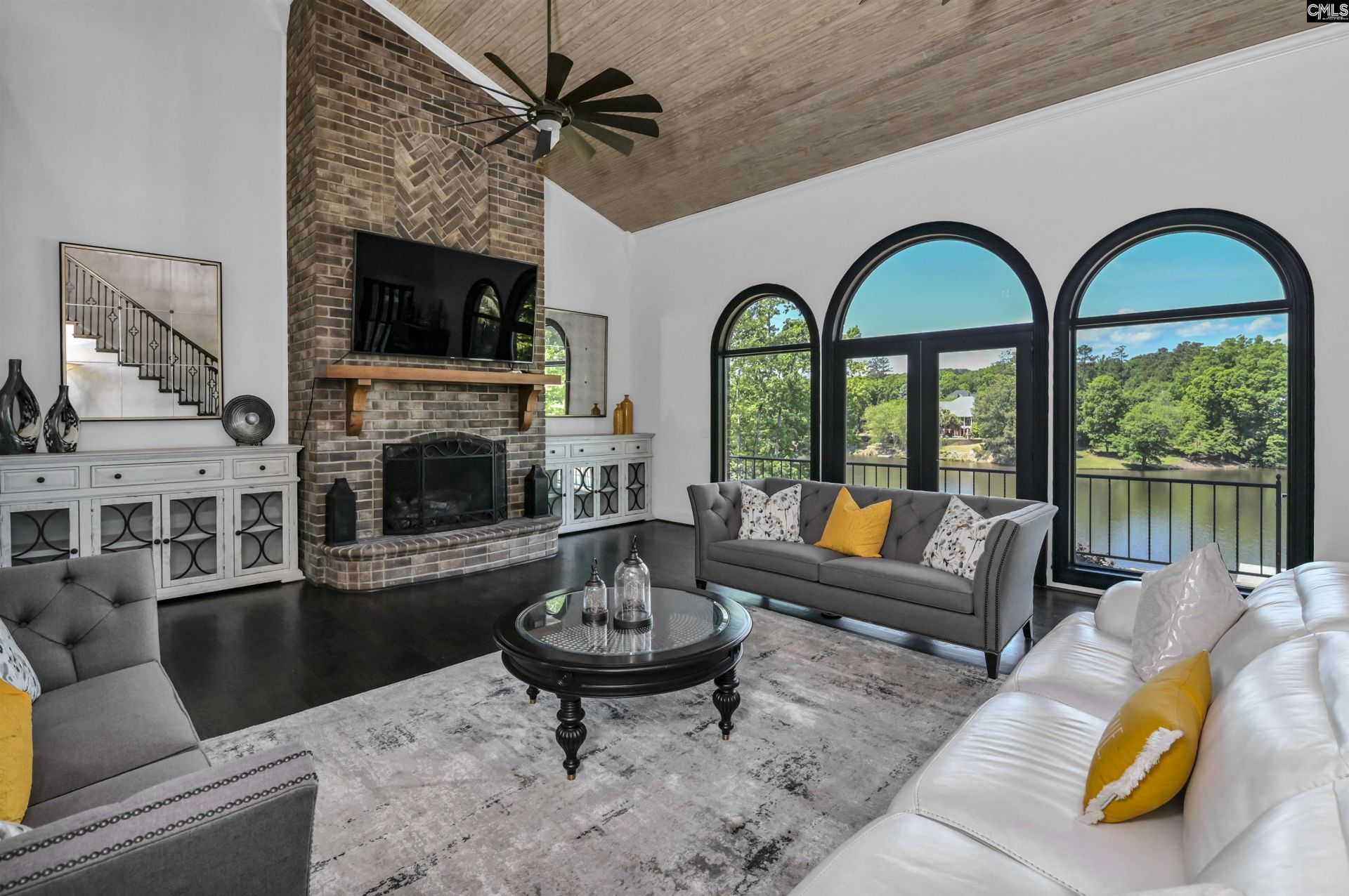 140 Woodbridge Drive  Photo 6