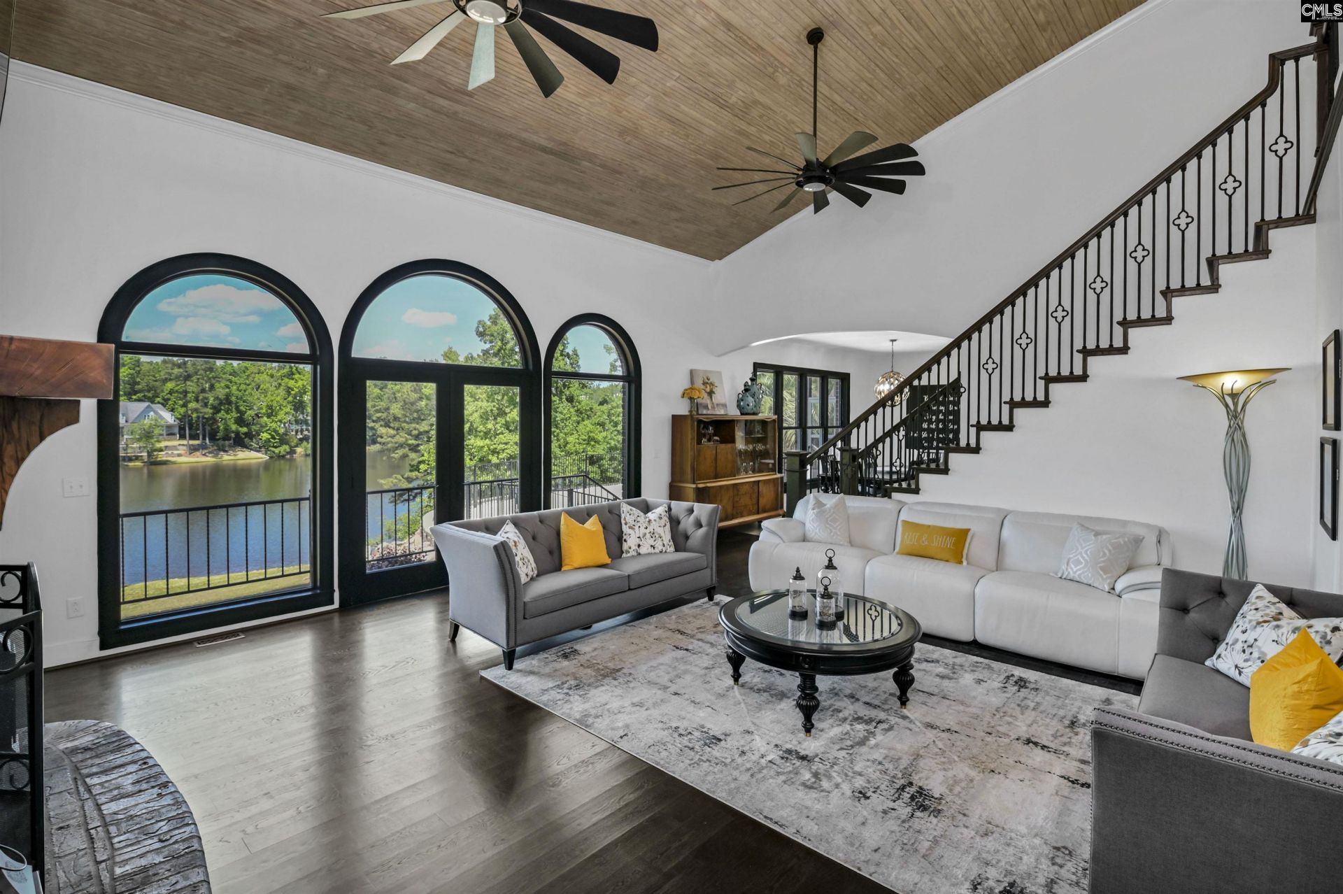 140 Woodbridge Drive  Photo 9