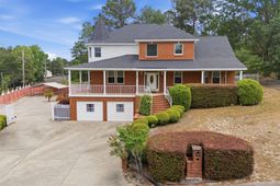 201 Bramblewood Circle photo 4