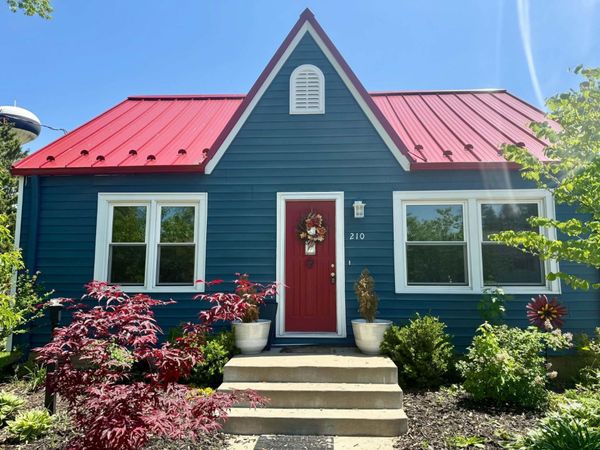 210 Academy Street, Fox Lake, WI 53933