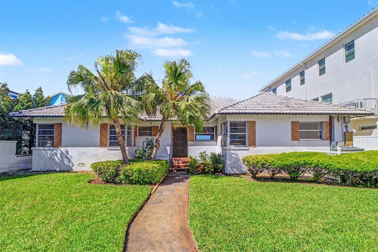 18206 Sunset Boulevard, Redington Shores, FL 33708 Photo