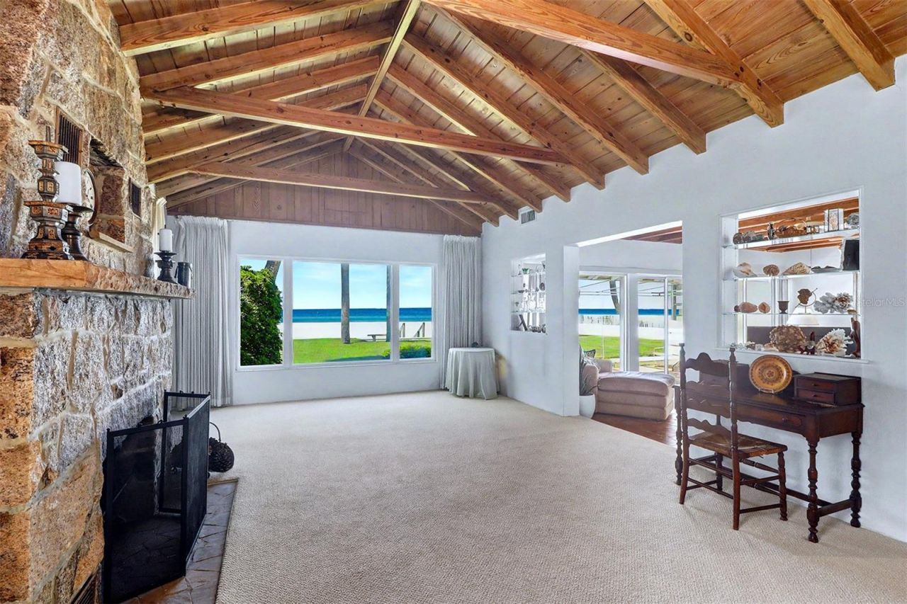 18206 Sunset Boulevard, Redington Shores, FL 33708 Photo