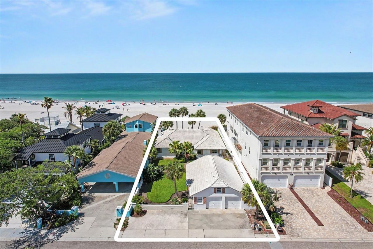 18206 Sunset Boulevard, Redington Shores, FL 33708 Photo