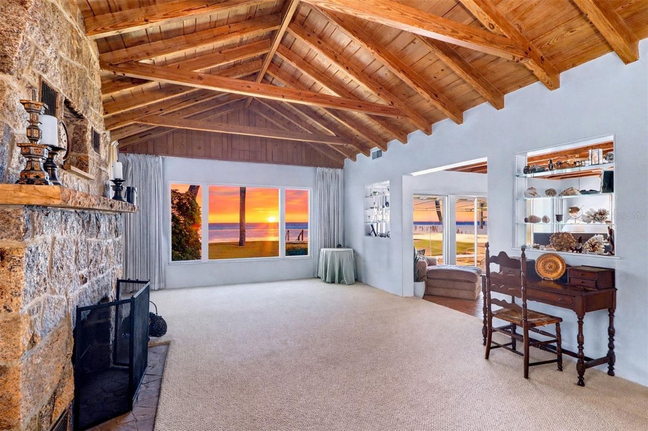 18206 Sunset Boulevard, Redington Shores, FL 33708 Photo