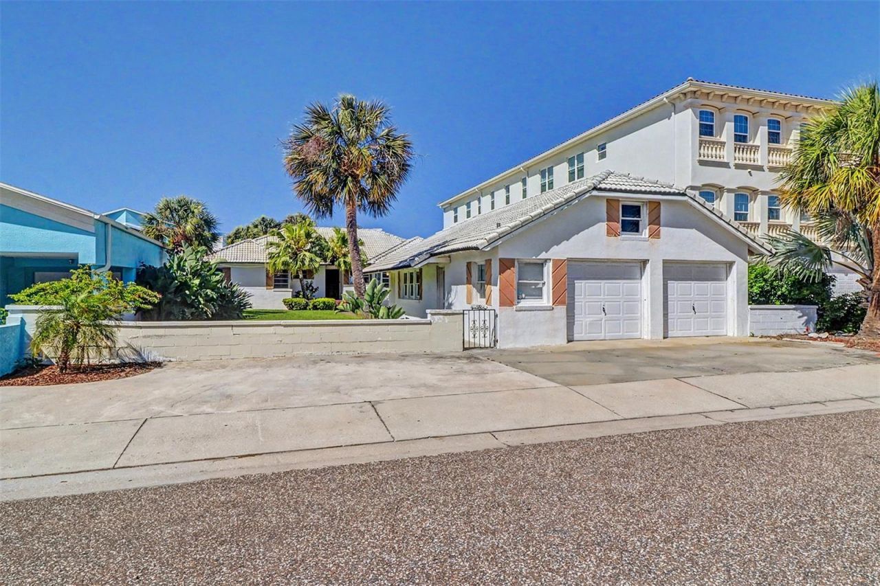18206 Sunset Boulevard, Redington Shores, FL 33708 Photo