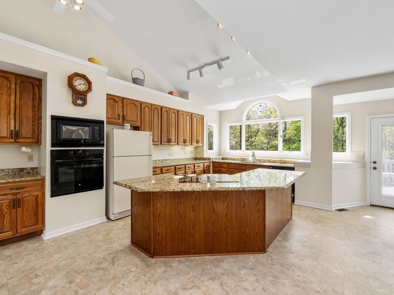 2234 Hawes Drive, Hebron, KY 41048 Photo 3