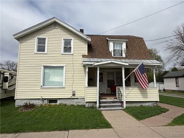 108 Lewis Street , Canastota, NY 13032