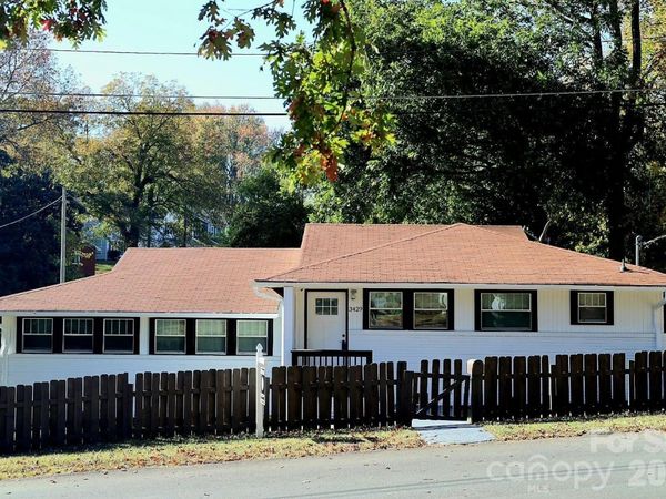 3429 Byrnes Street , Unit 140, Charlotte, NC 28205