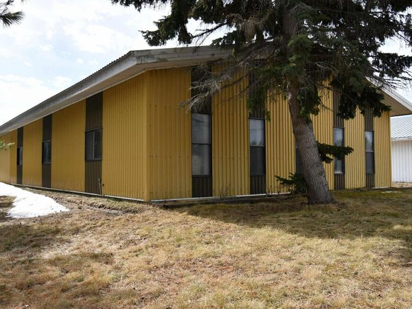 14260 Stover Road, Charlevoix, MI 49720