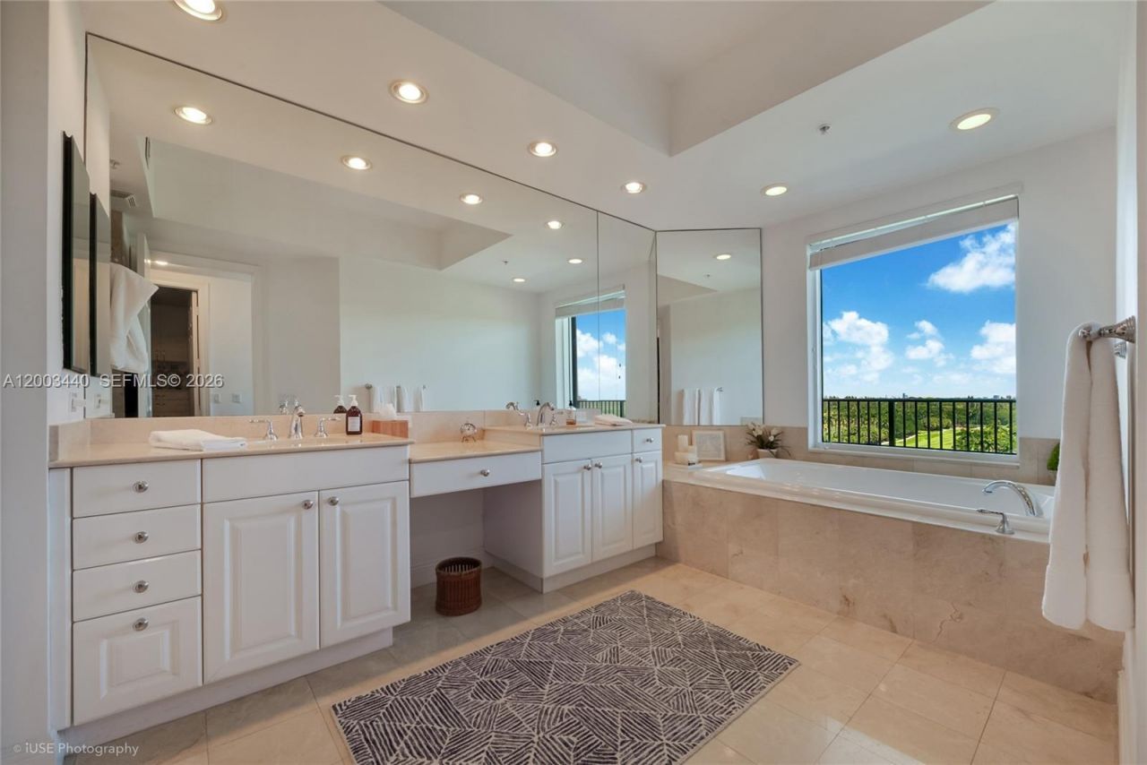 13621 Deering Bay Dr, Unit 801, Coral Gables, FL 33158 Photo