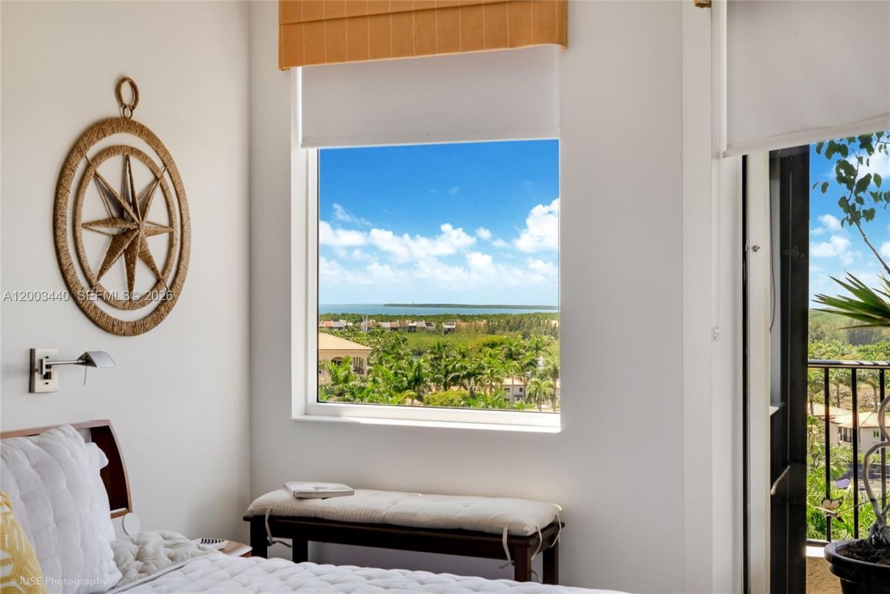 13621 Deering Bay Dr, Unit 801, Coral Gables, FL 33158 Photo