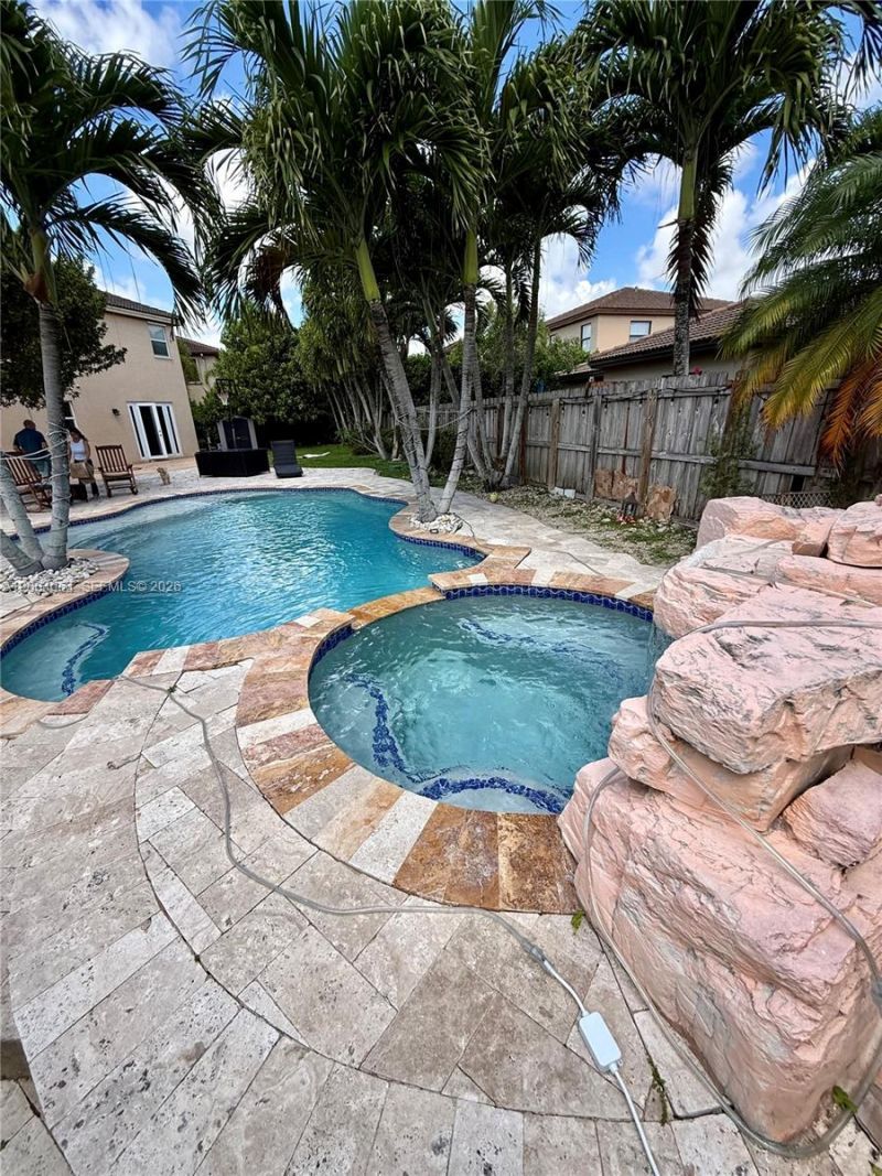 15465 SW 117th St , Miami, FL 33196 Photo