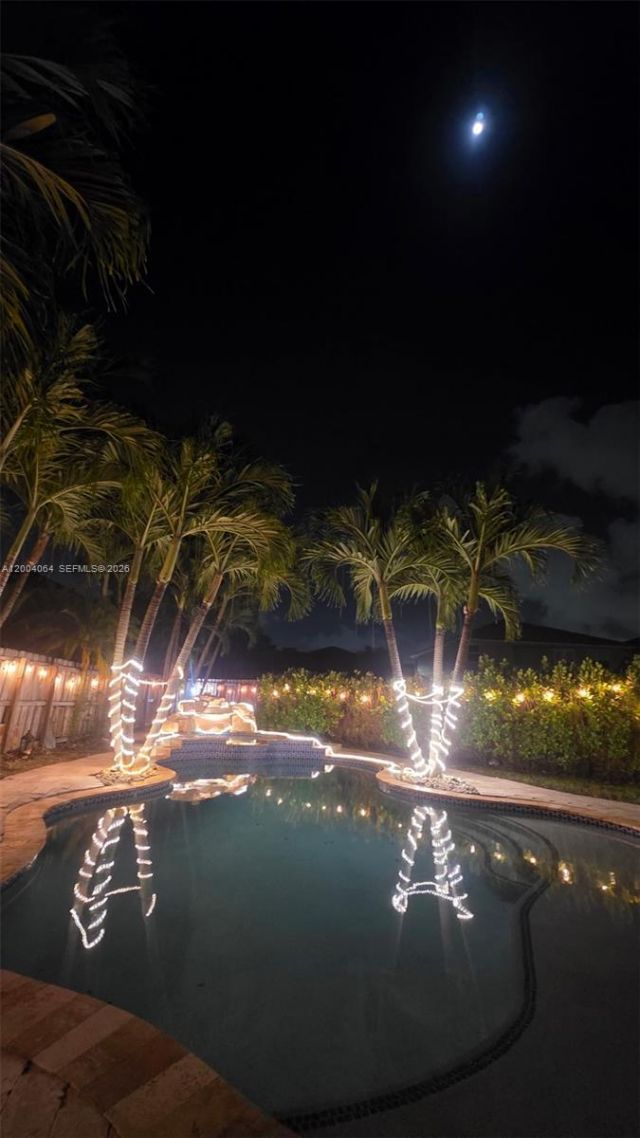 15465 SW 117th St , Miami, FL 33196 Photo