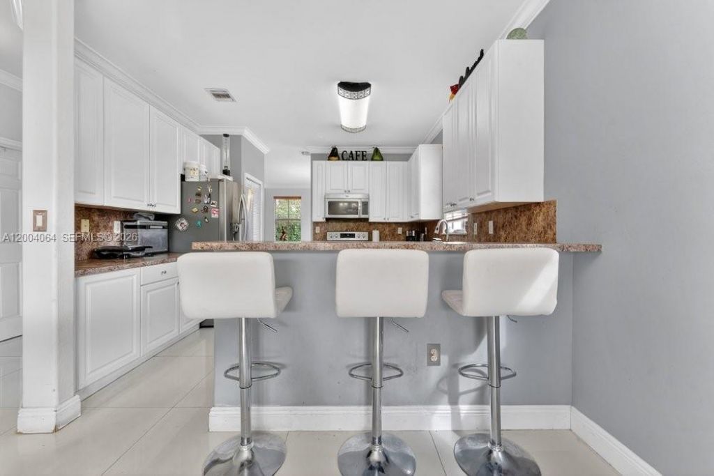 15465 SW 117th St, Miami, FL 33196 Photo