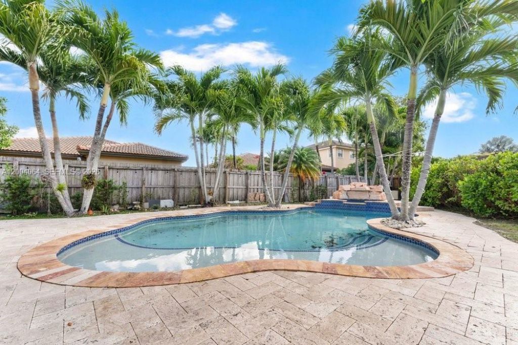 15465 SW 117th St, Miami, FL 33196 Photo