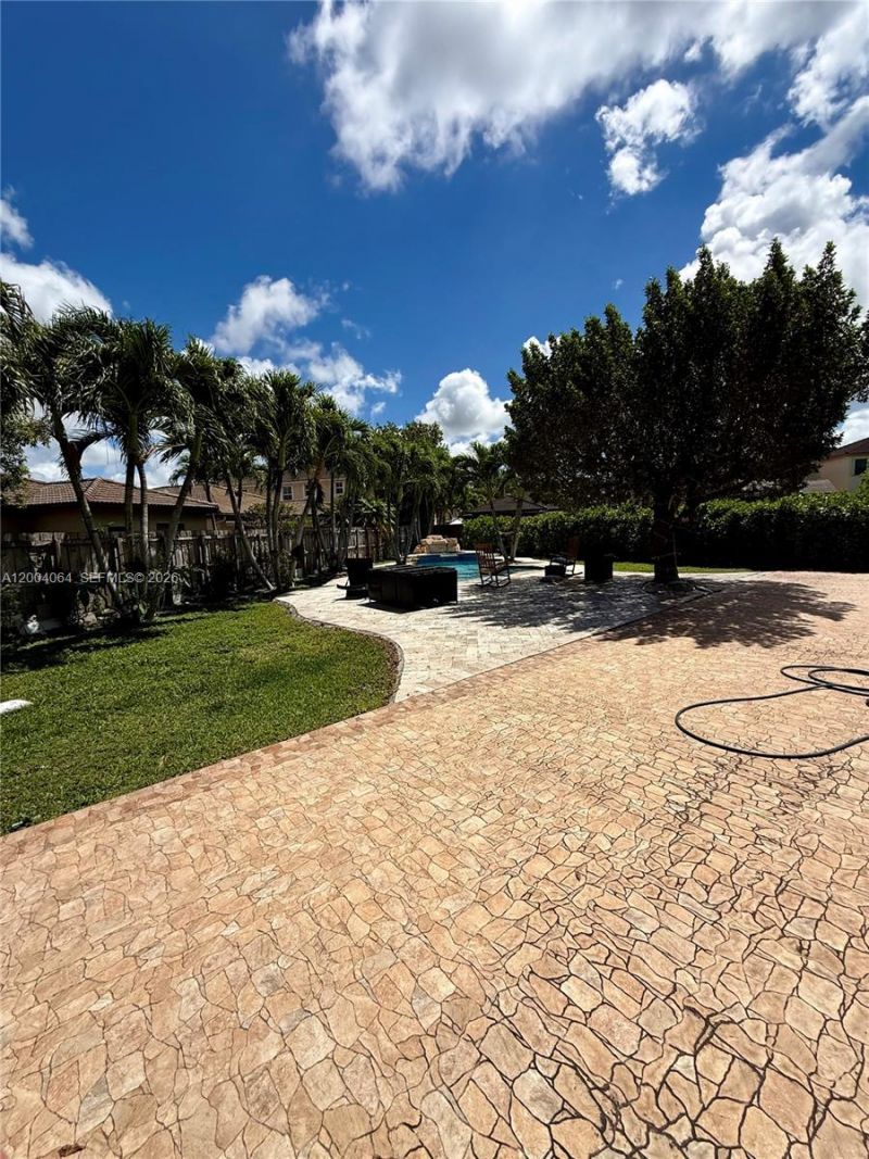 15465 SW 117th St , Miami, FL 33196 Photo