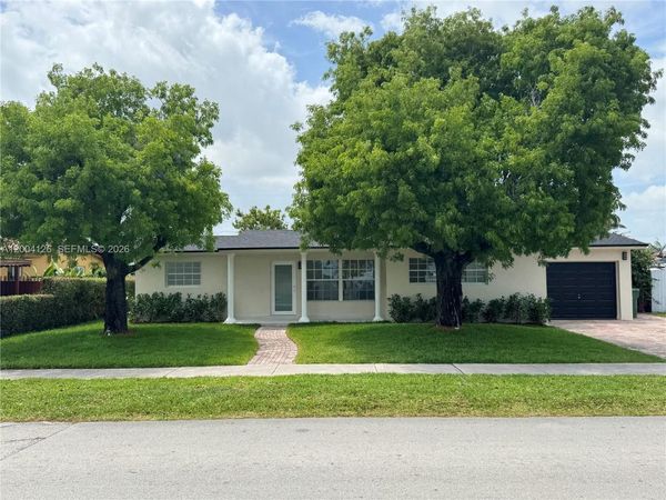 8064 W 14th Ave , Hialeah, FL 33014