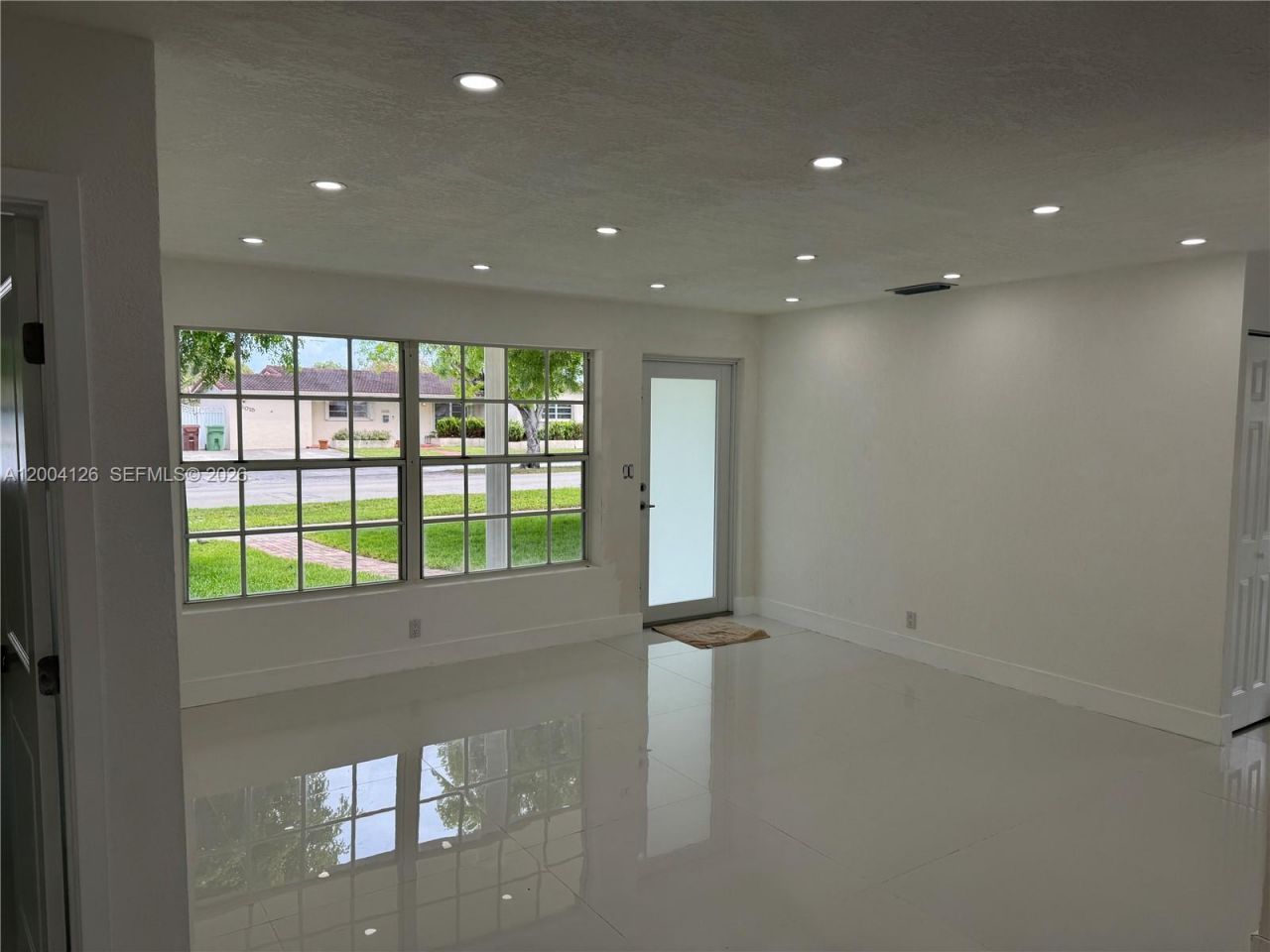 8064 W 14th Ave, Hialeah, FL 33014 Photo