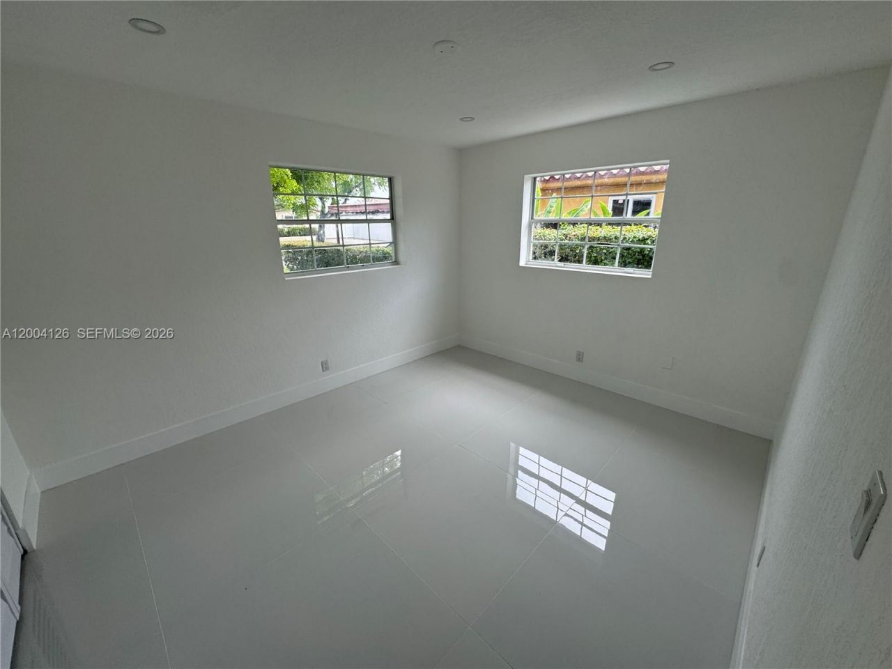 8064 W 14th Ave, Hialeah, FL 33014 Photo