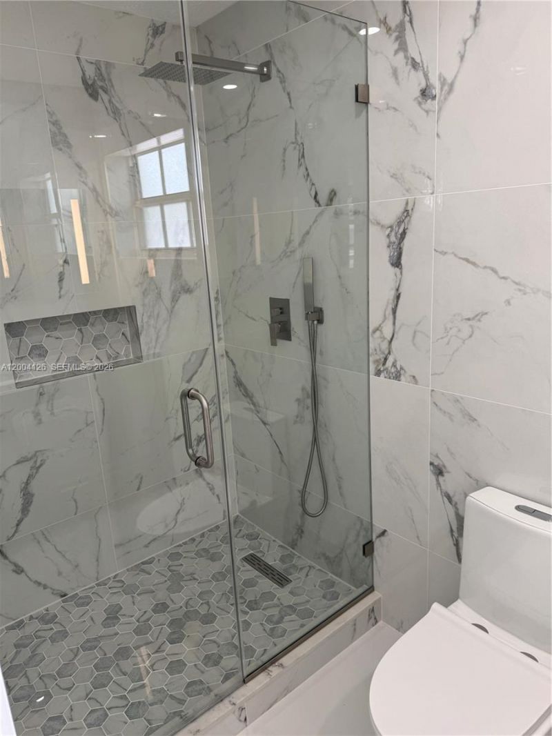 8064 W 14th Ave, Hialeah, FL 33014 Photo