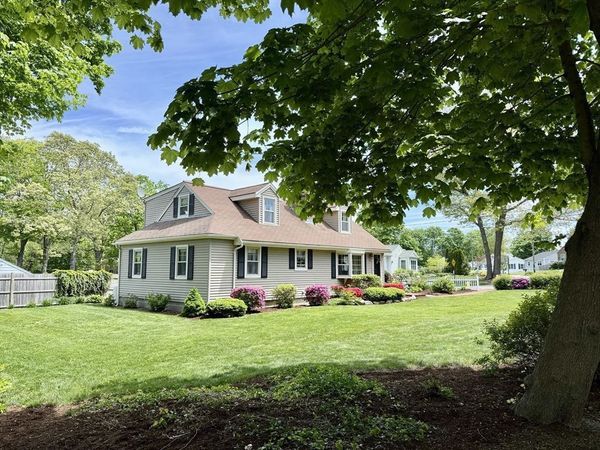 770 Rocky Hill Rd, Plymouth, MA 02360